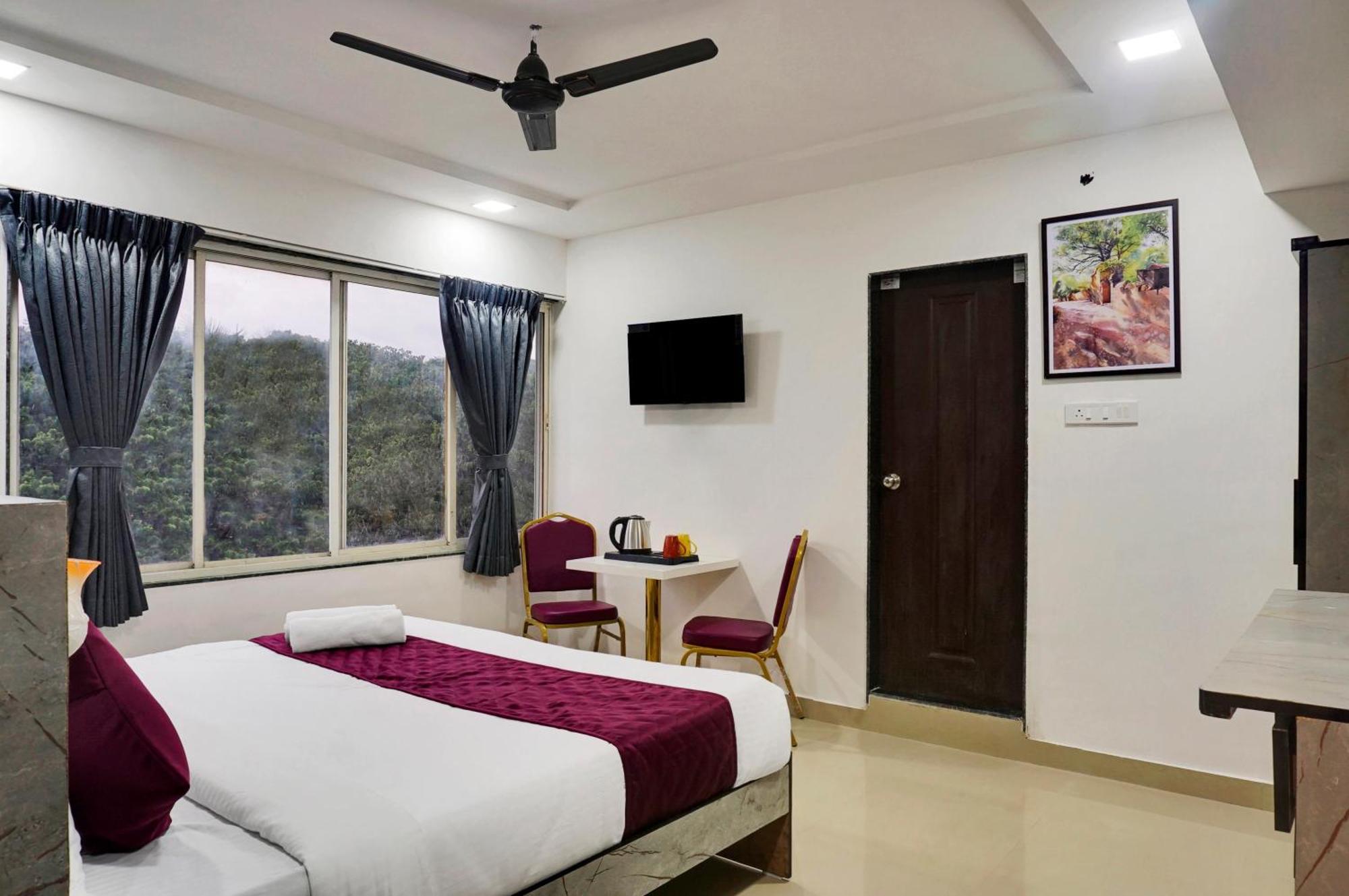 Hotel Orchard Park Pune Bagian luar foto